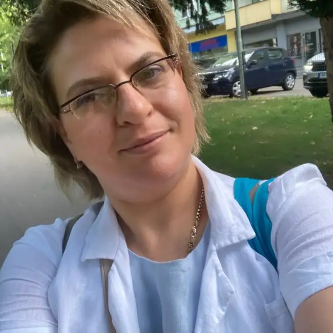 Regina, 46