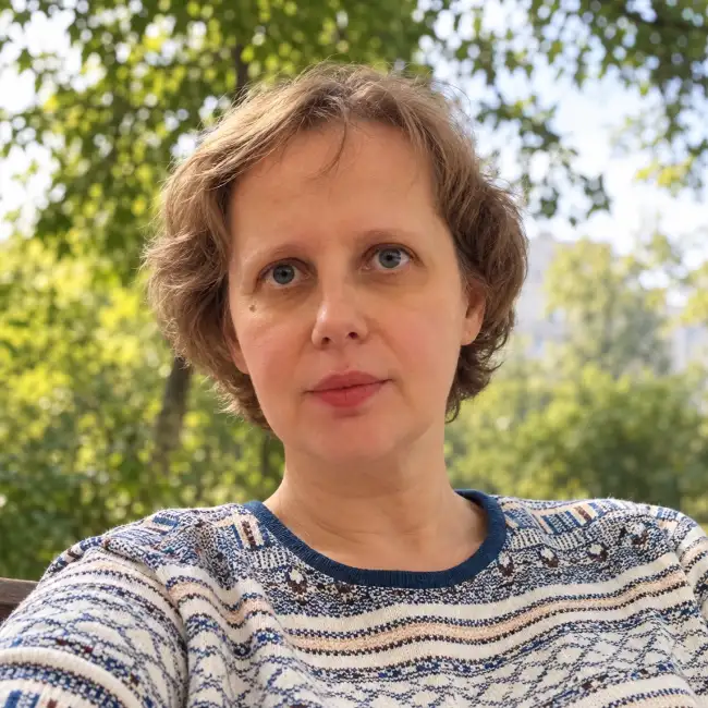 Vera, 52